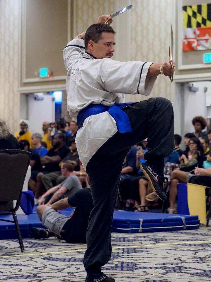 Khen Hopmans, Kung Fu instructor